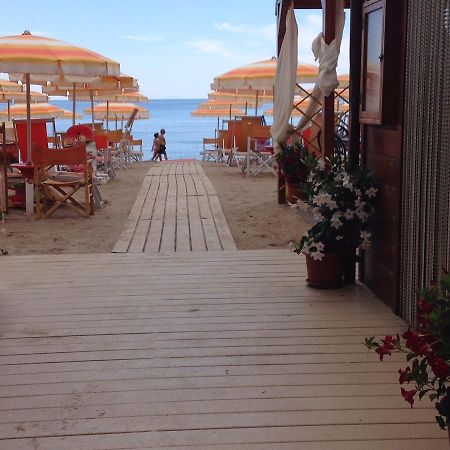Hotel Lido Follonica Zewnętrze zdjęcie